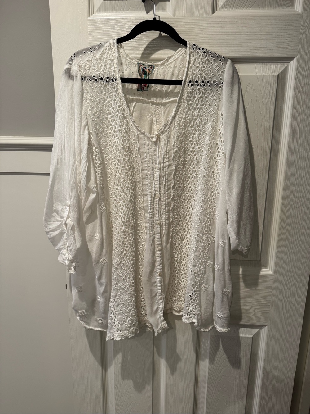 Johnny Was White Eyelet Embroidered V-Neck Tunic